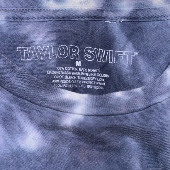 Rare Cruel Summer TS Crop Tee - Picture 2 of 4